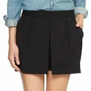 Gap Layered Shorts/Skort